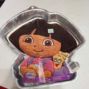 Wilton Dora the Explorer Kids Cake Pan - Brown, Pink & Purple